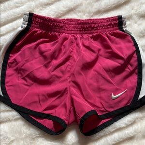 Nike Dri-Fit girls 3-4yr lined shorts